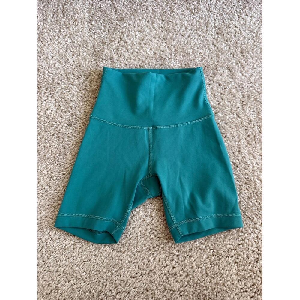 NWOT Lululemon Shorts Wunder Under size 0